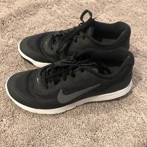 PERFECT CONDITION nike running shoes